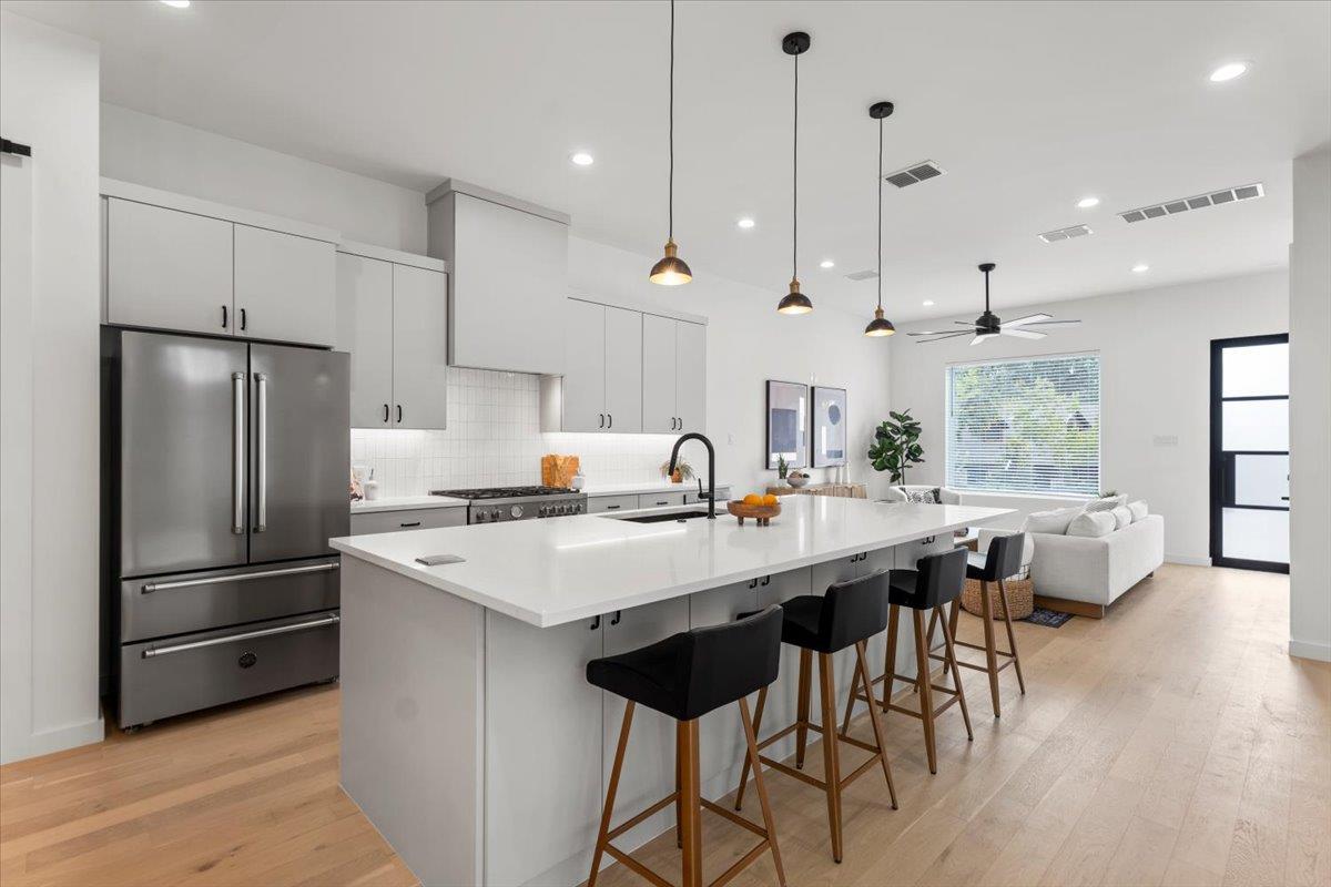 3204 Overcup Oak Dr, Austin, TX 78704