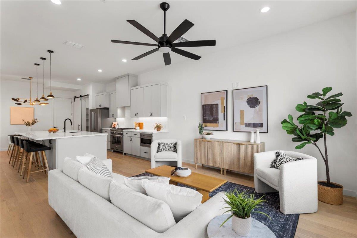 3204 Overcup Oak Dr, Austin, TX 78704