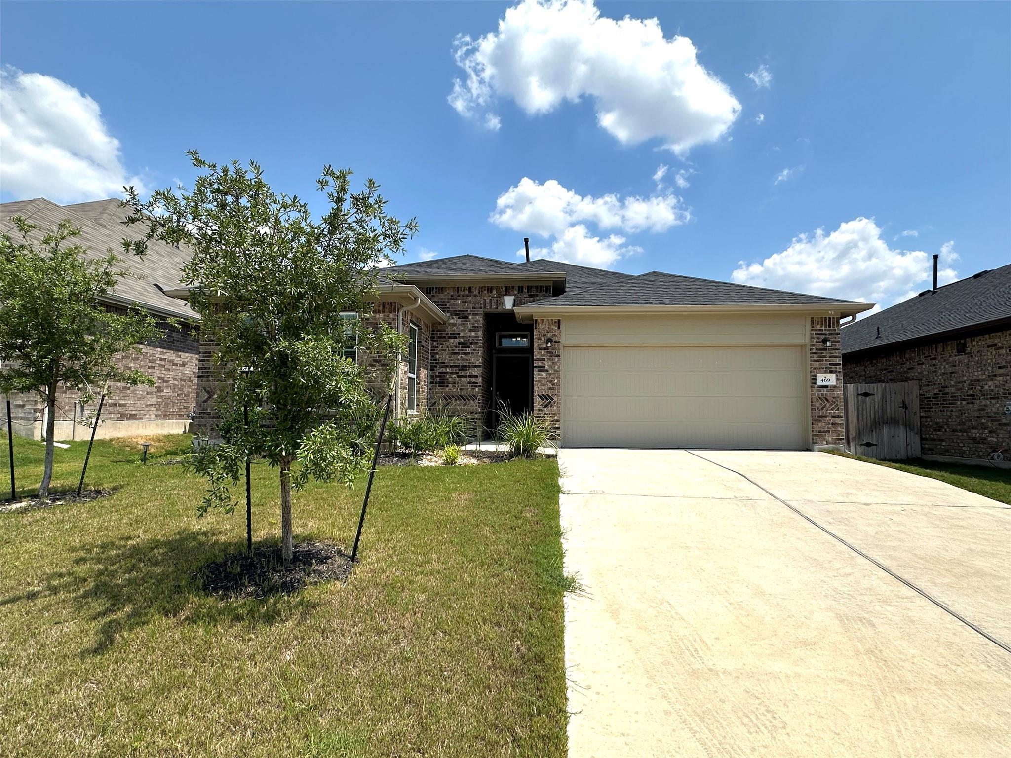 469 Durian Loop, Buda, TX 78610