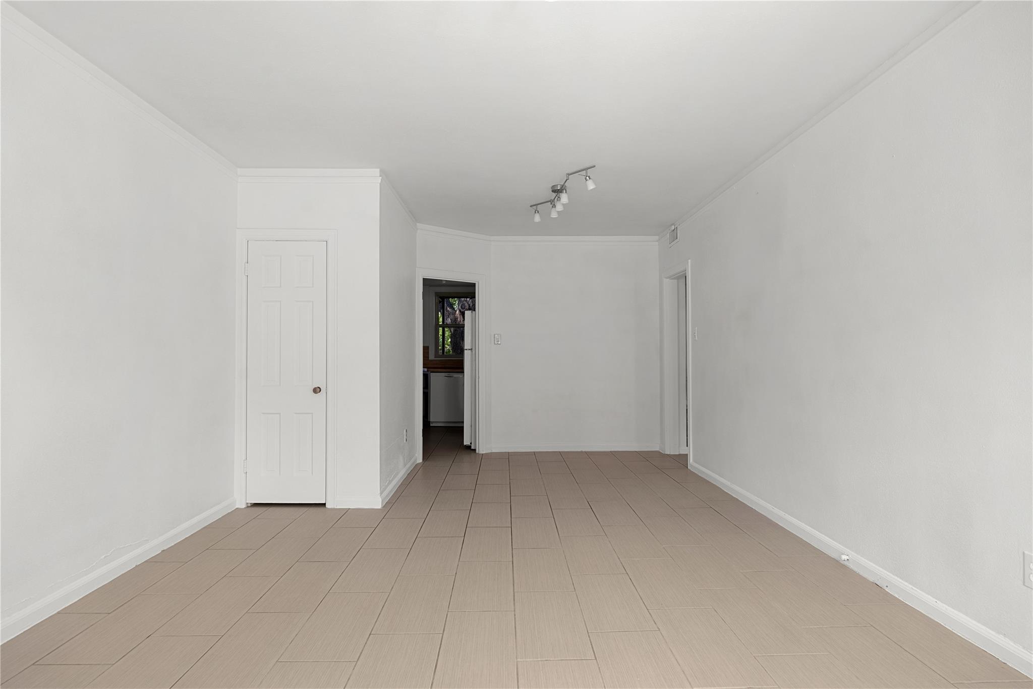 1703 Summit Vw, Austin, TX 78703