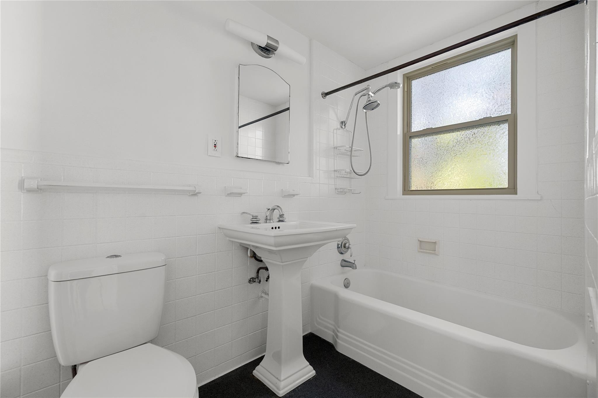 1703 Summit Vw, Austin, TX 78703