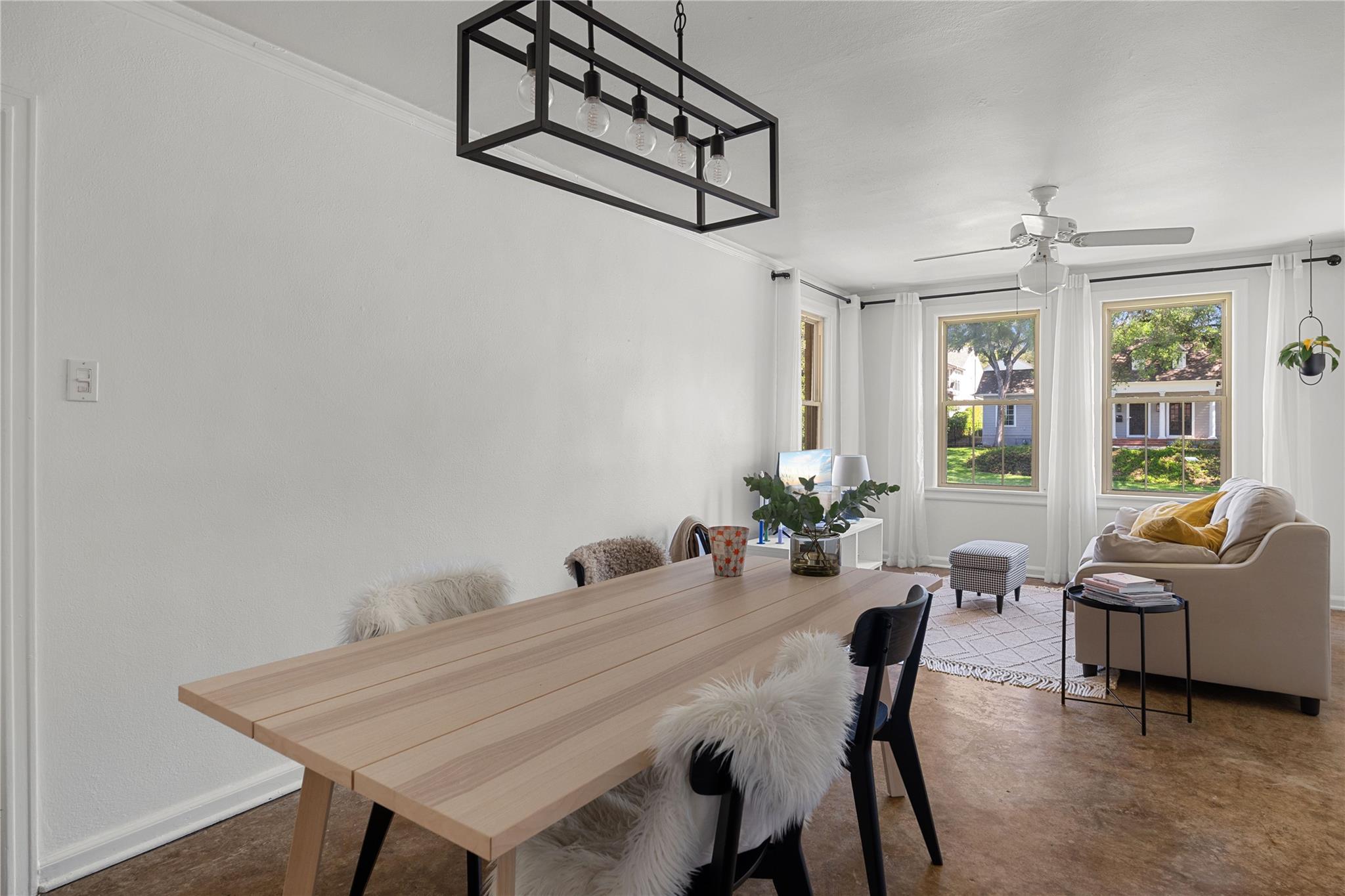 1703 Summit Vw, Austin, TX 78703