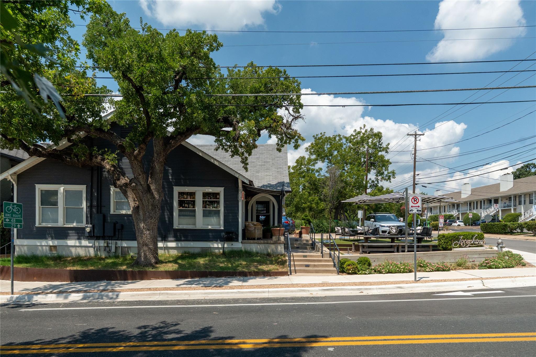 1703 Summit Vw, Austin, TX 78703