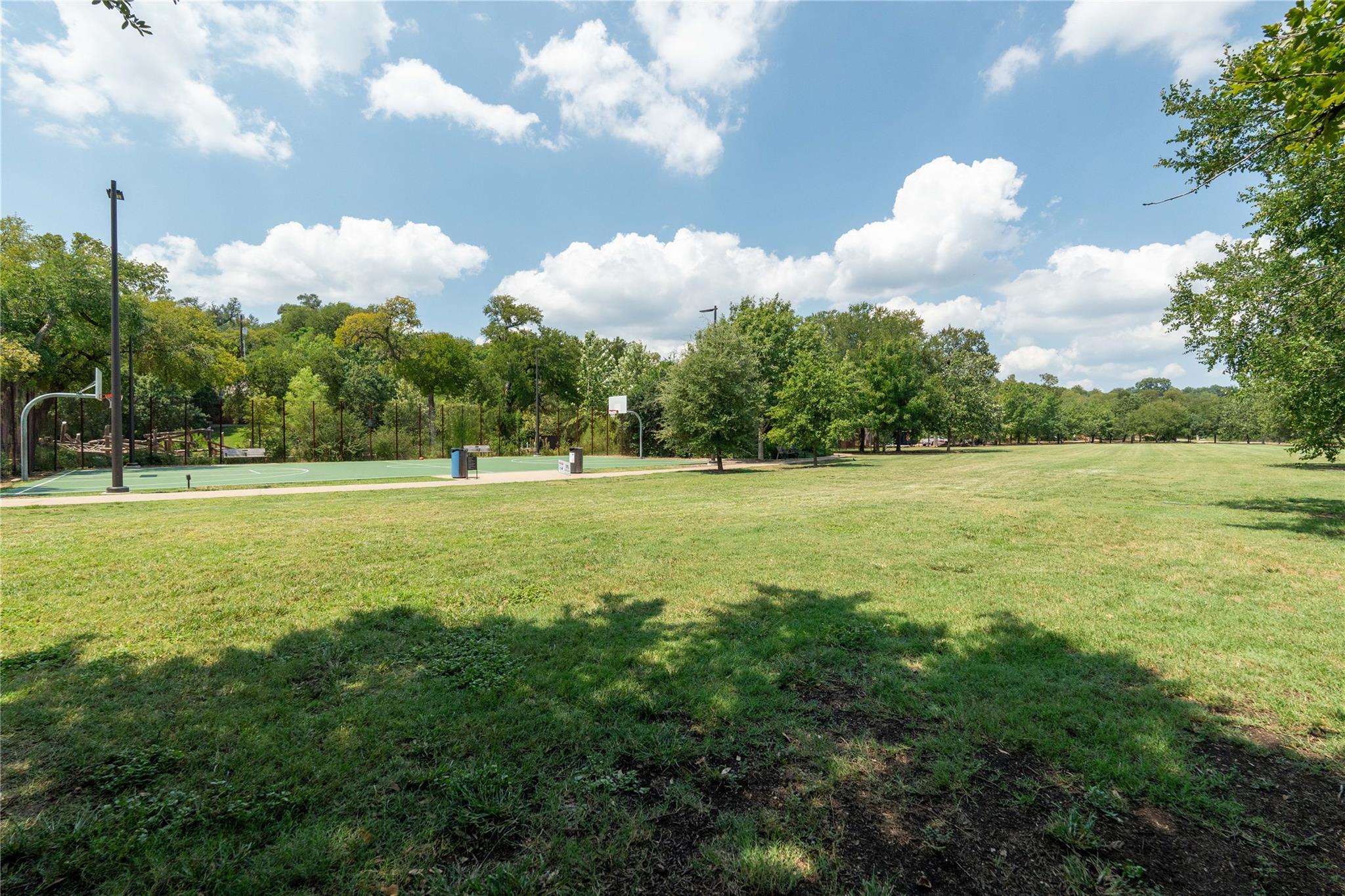 1703 Summit Vw, Austin, TX 78703