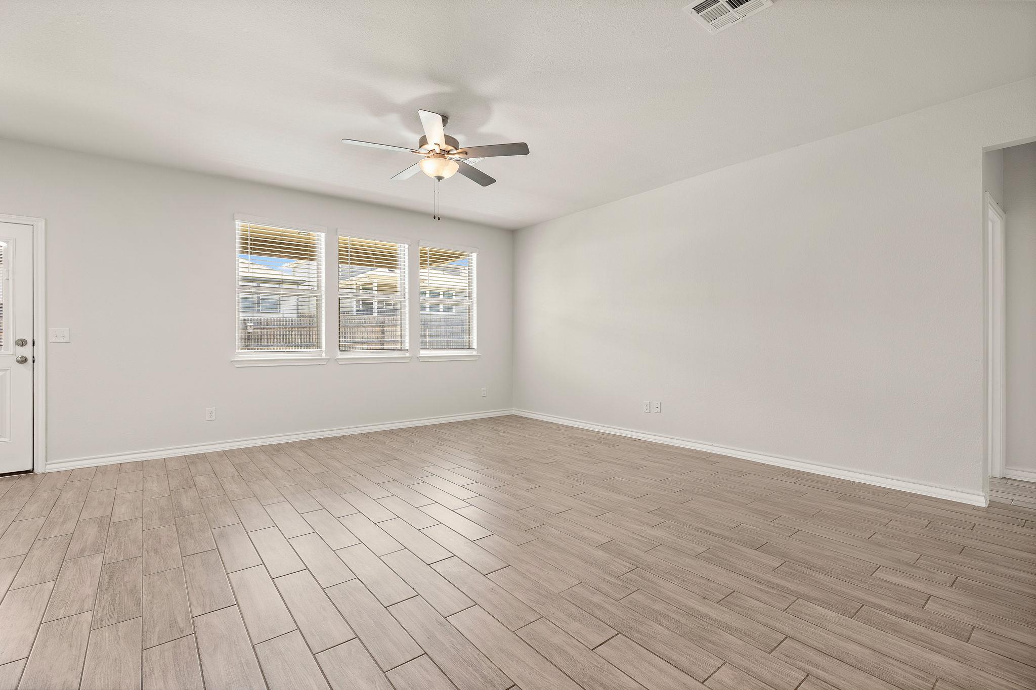 148 Limonite Ln, Liberty Hill, TX 78642