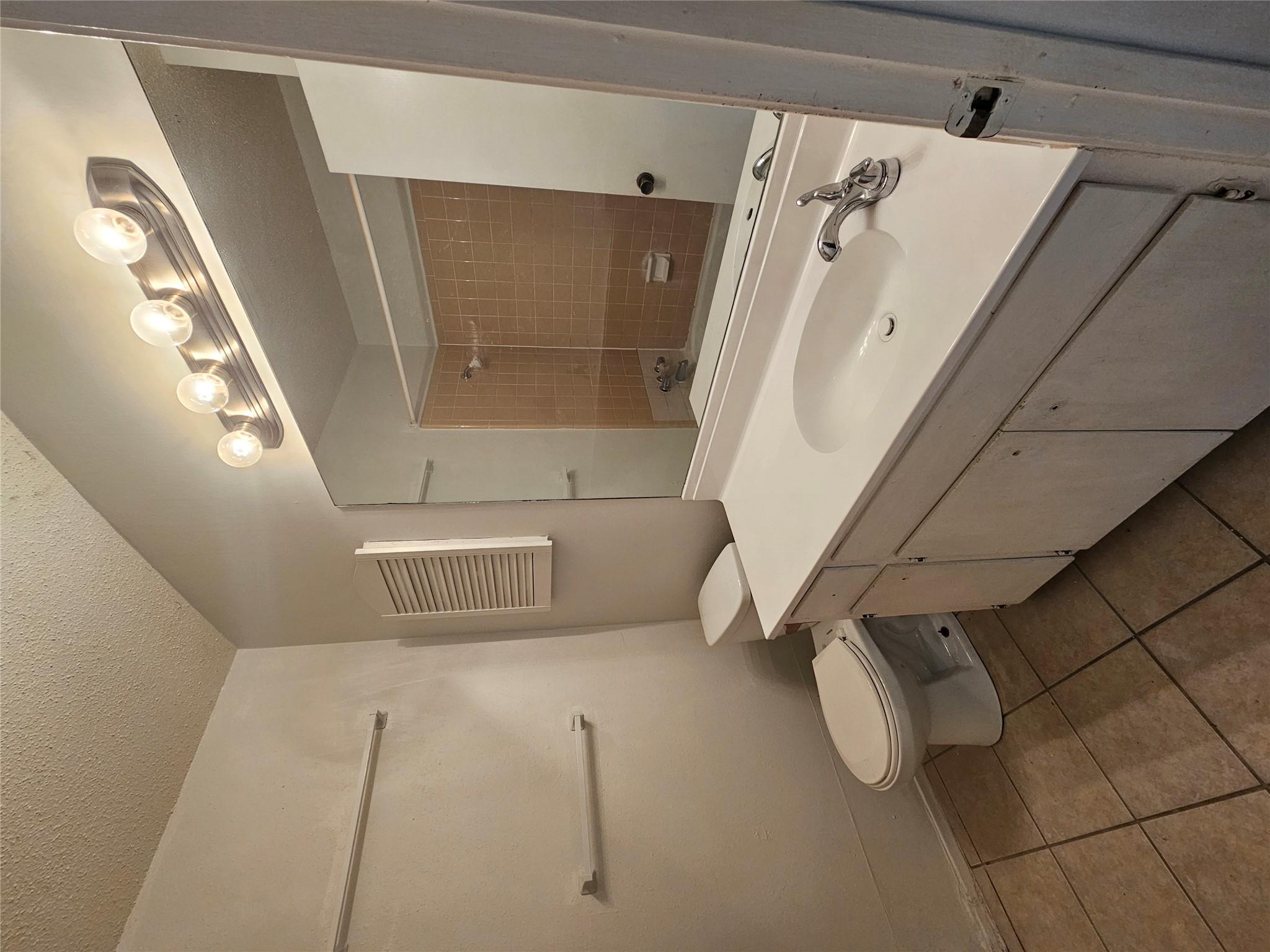 6000 Emerald Forest Dr # A, Austin, TX 78745