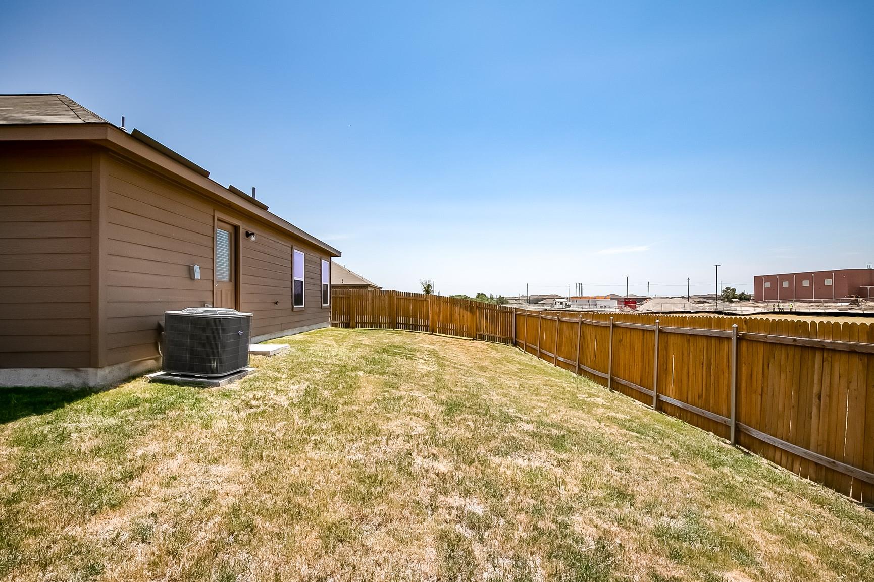 18713 Quiet Range Dr, Elgin, TX 78621