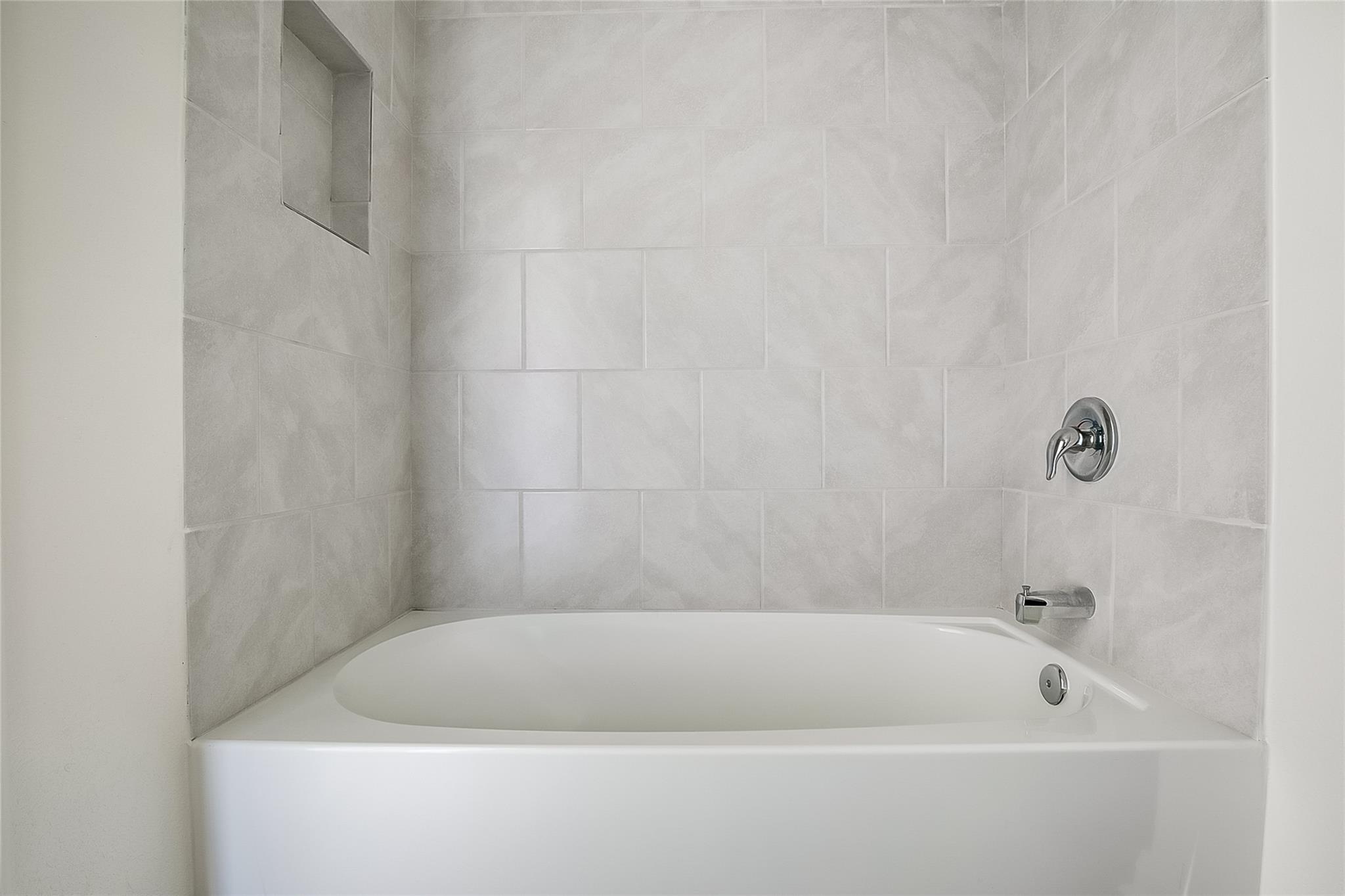 18713 Quiet Range Dr, Elgin, TX 78621