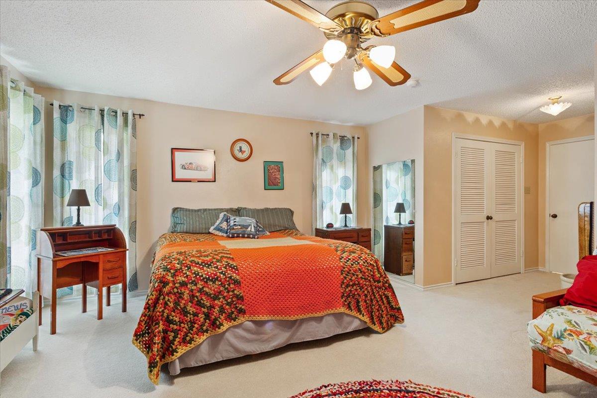 910 Mill Creek Dr, Salado, TX 76571