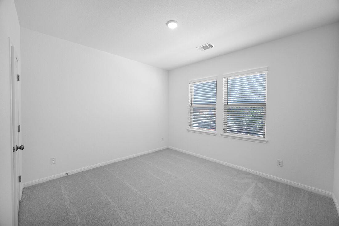 214 Crumpton Way, Hutto, TX 78634