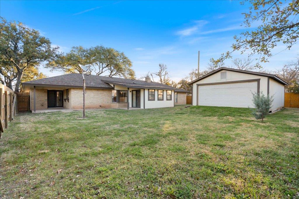 1000 Abbey Rd, Round Rock, TX 78681
