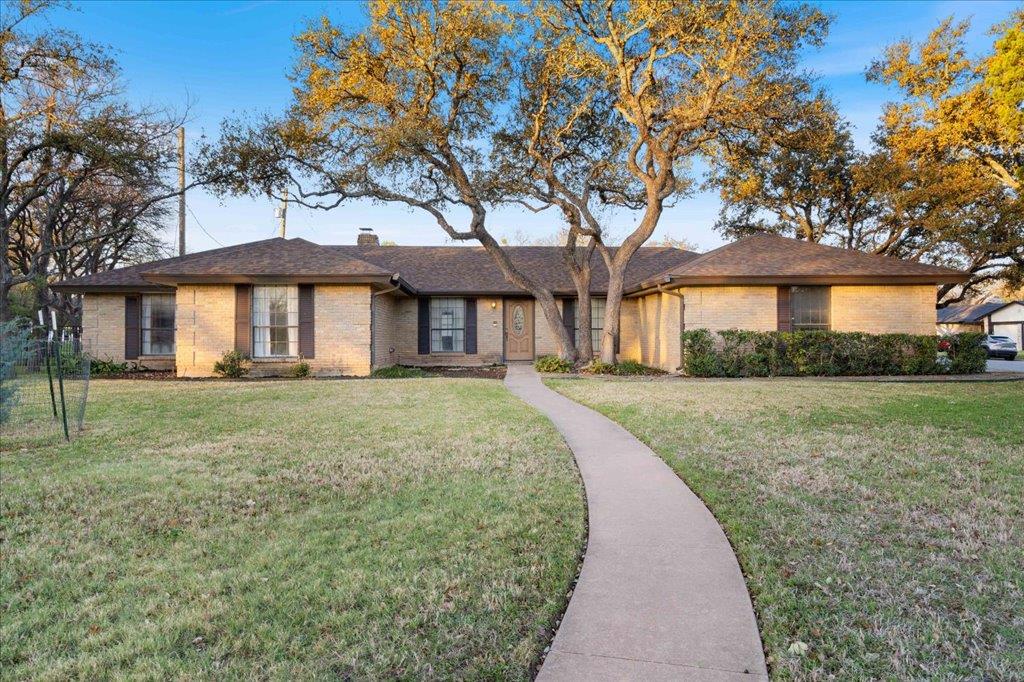 1000 Abbey Rd, Round Rock, TX 78681