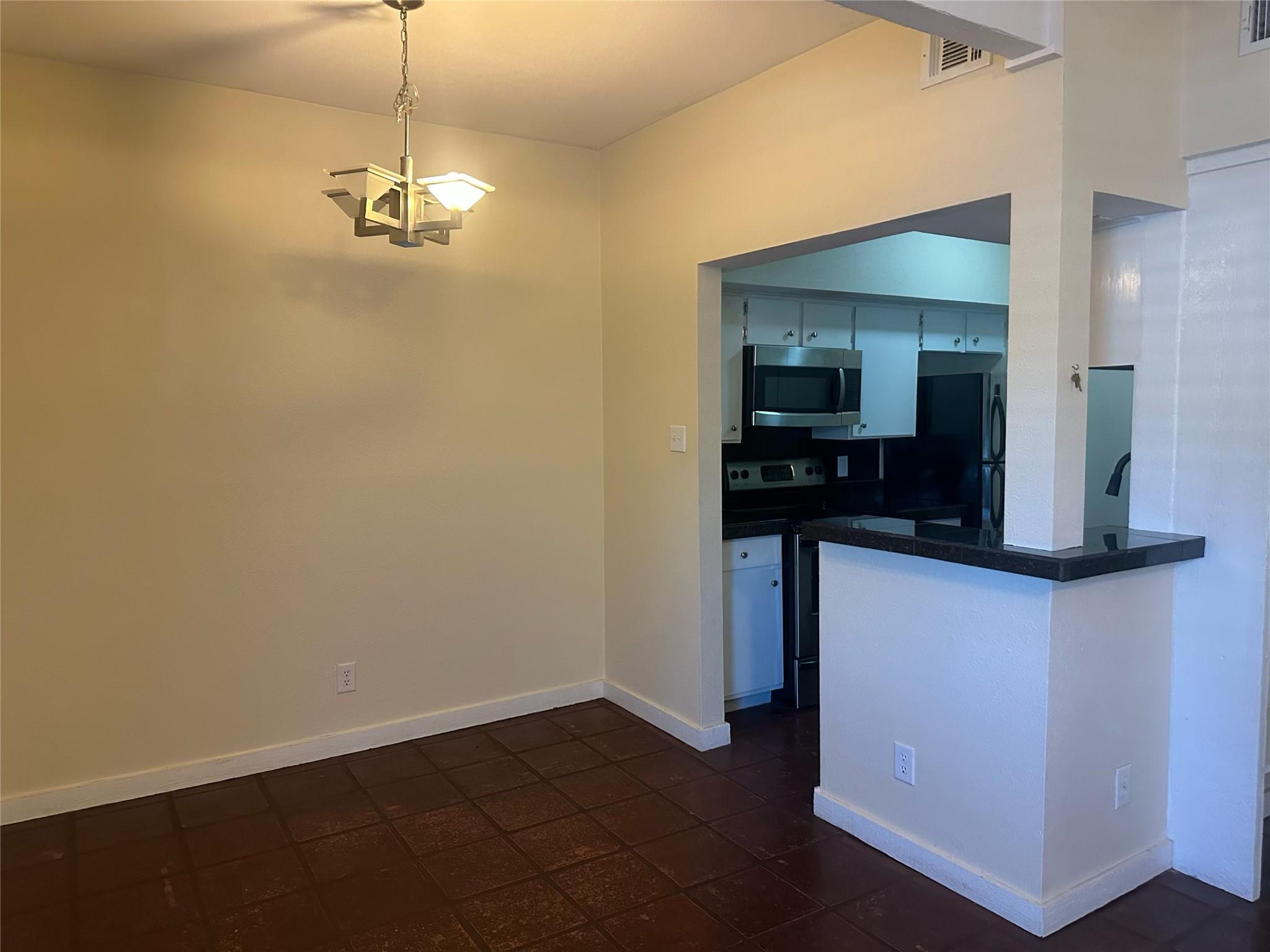 1509 W 39 1/2 St # 104, Austin, TX 78756