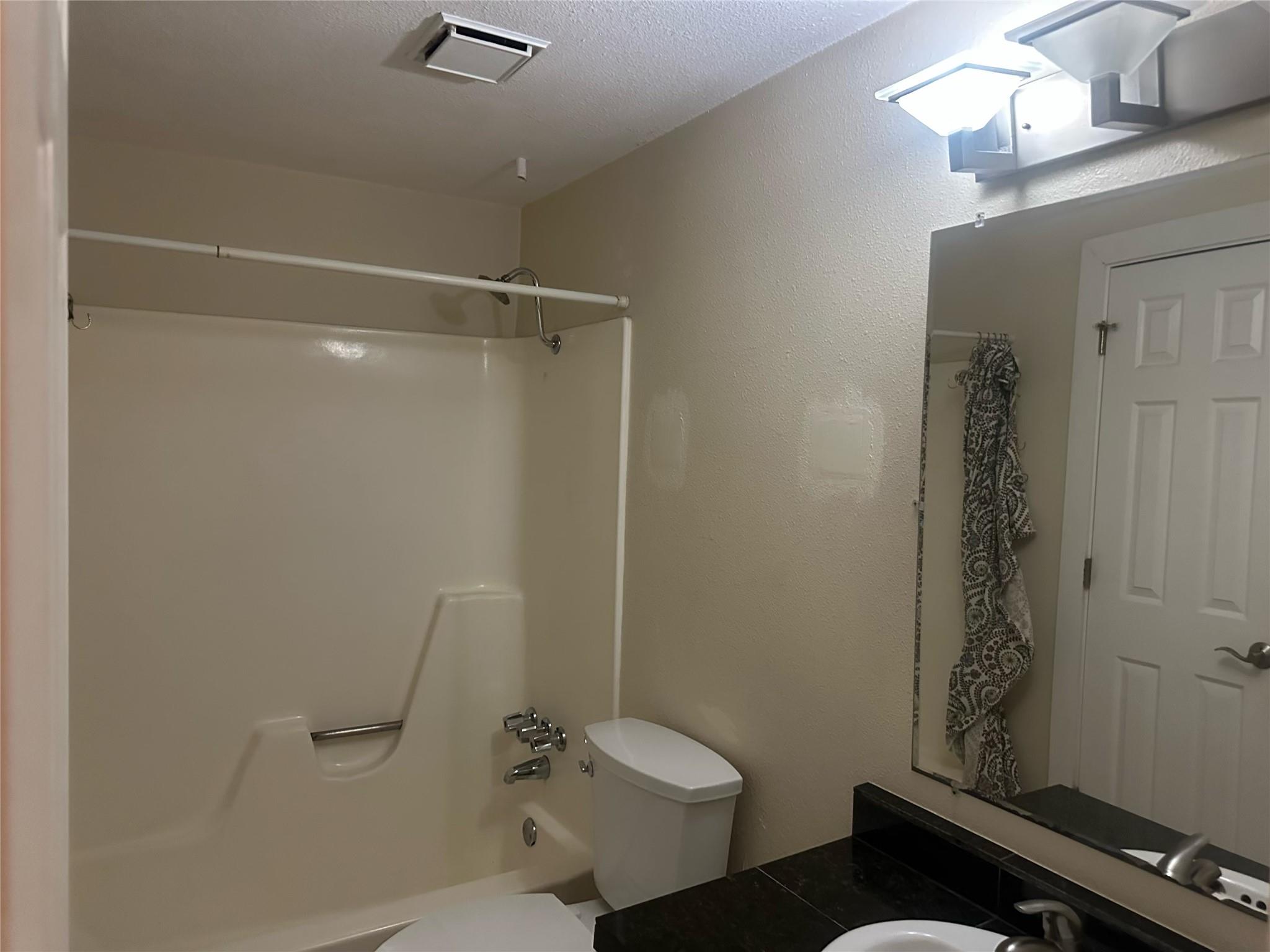 1509 W 39 1/2 St # 104, Austin, TX 78756