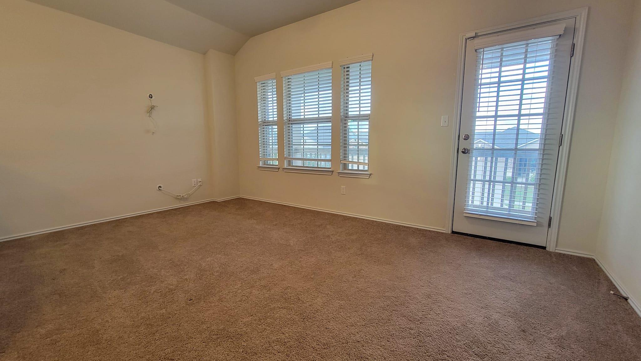 128 Cypress Hills Rd, San Marcos, TX 78666