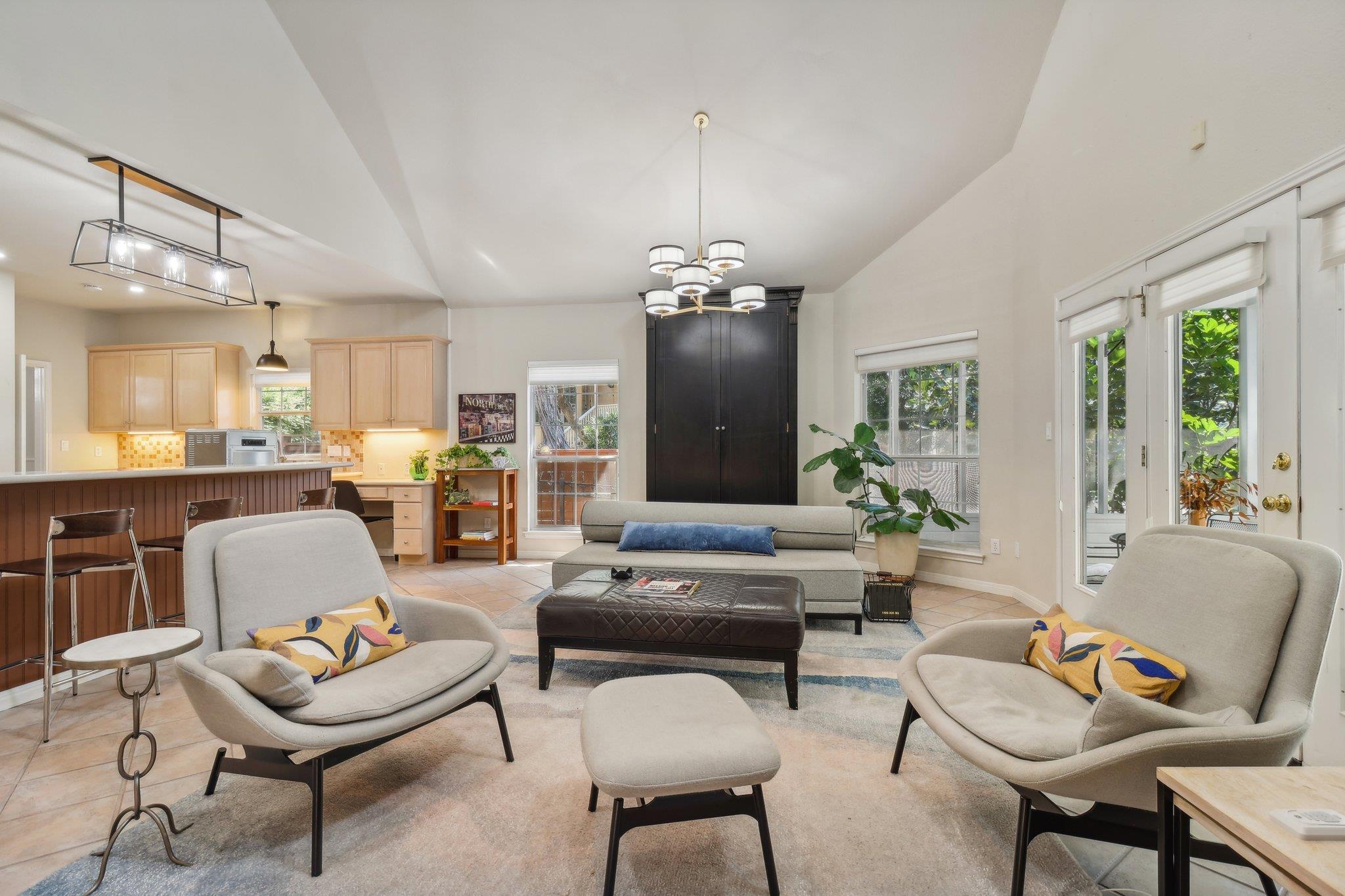 617 Evergreen Ln, New Braunfels, TX 78130