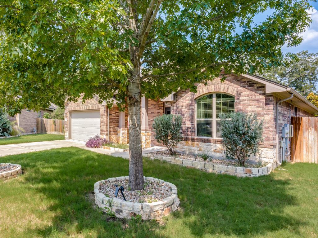 128 Swift Water Loop, Bastrop, TX 78602
