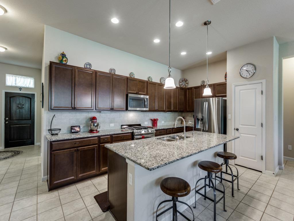 128 Swift Water Loop, Bastrop, TX 78602