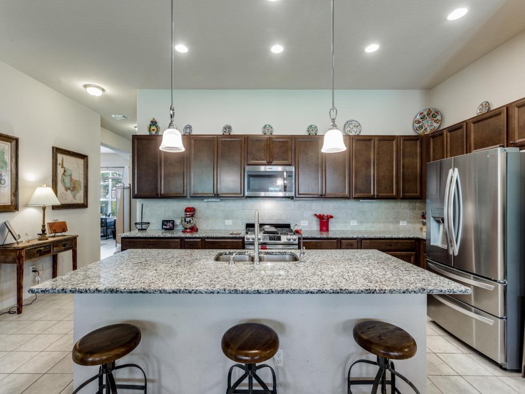 128 Swift Water Loop, Bastrop, TX 78602