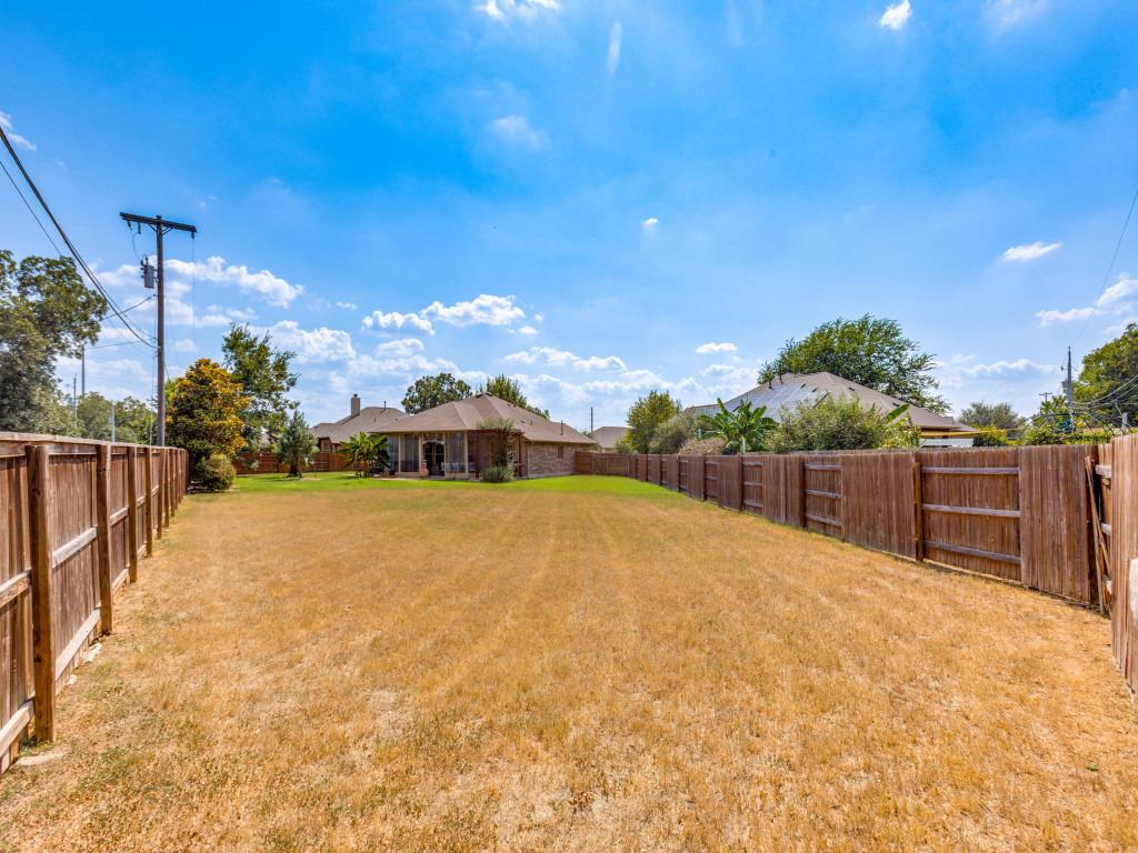 128 Swift Water Loop, Bastrop, TX 78602