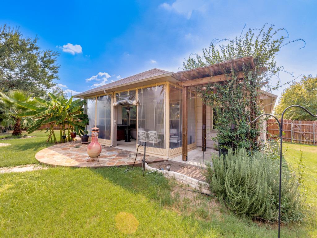 128 Swift Water Loop, Bastrop, TX 78602