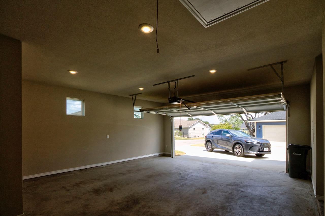 404 Eagle Dr # 101, San Marcos, TX 78666