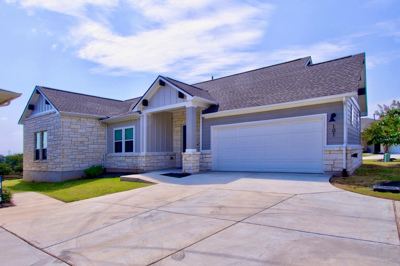 404 Eagle Dr # 101, San Marcos, TX 78666