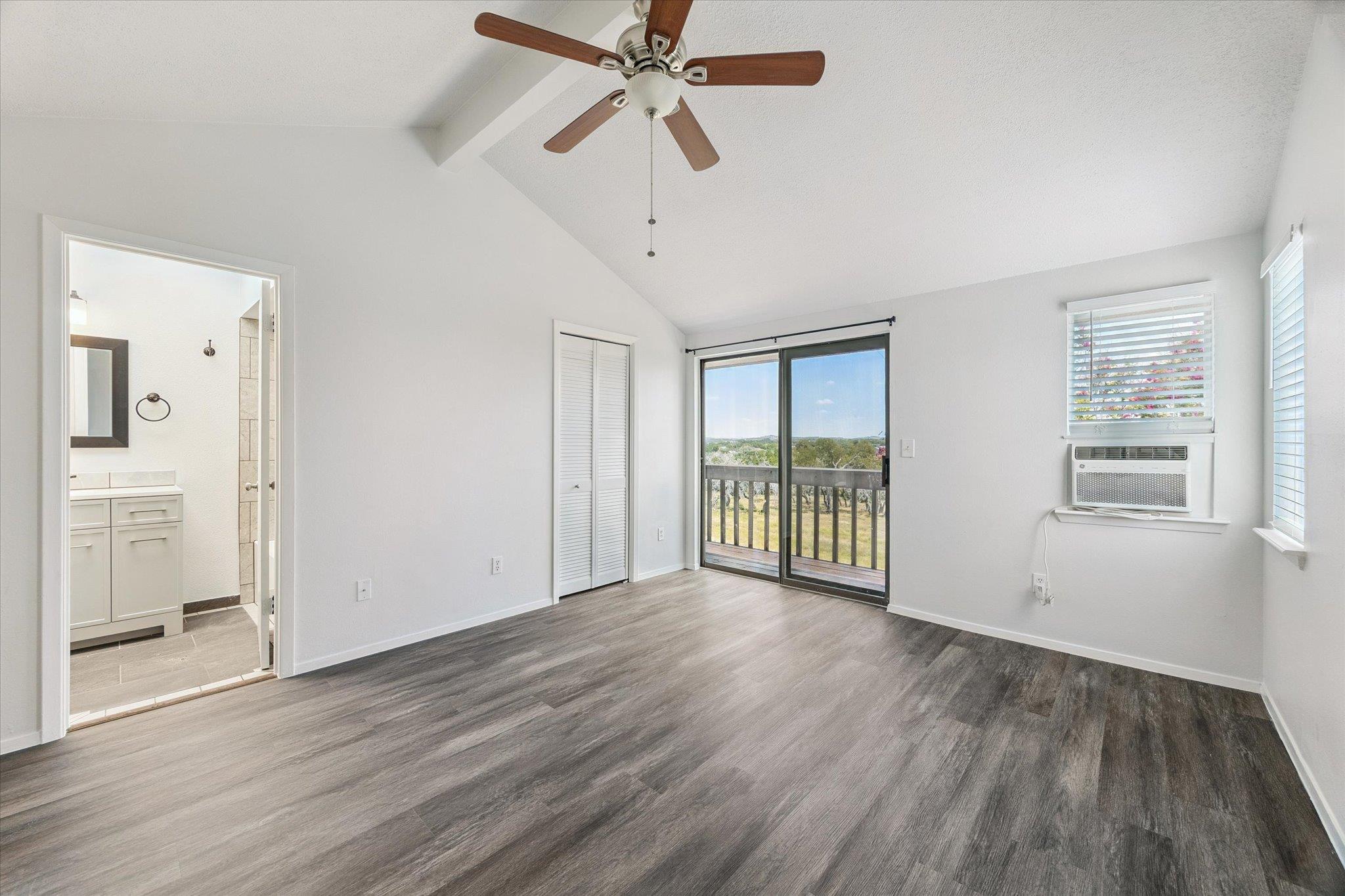 3205 Mac Arthur Ave # B, Lago Vista, TX 78645