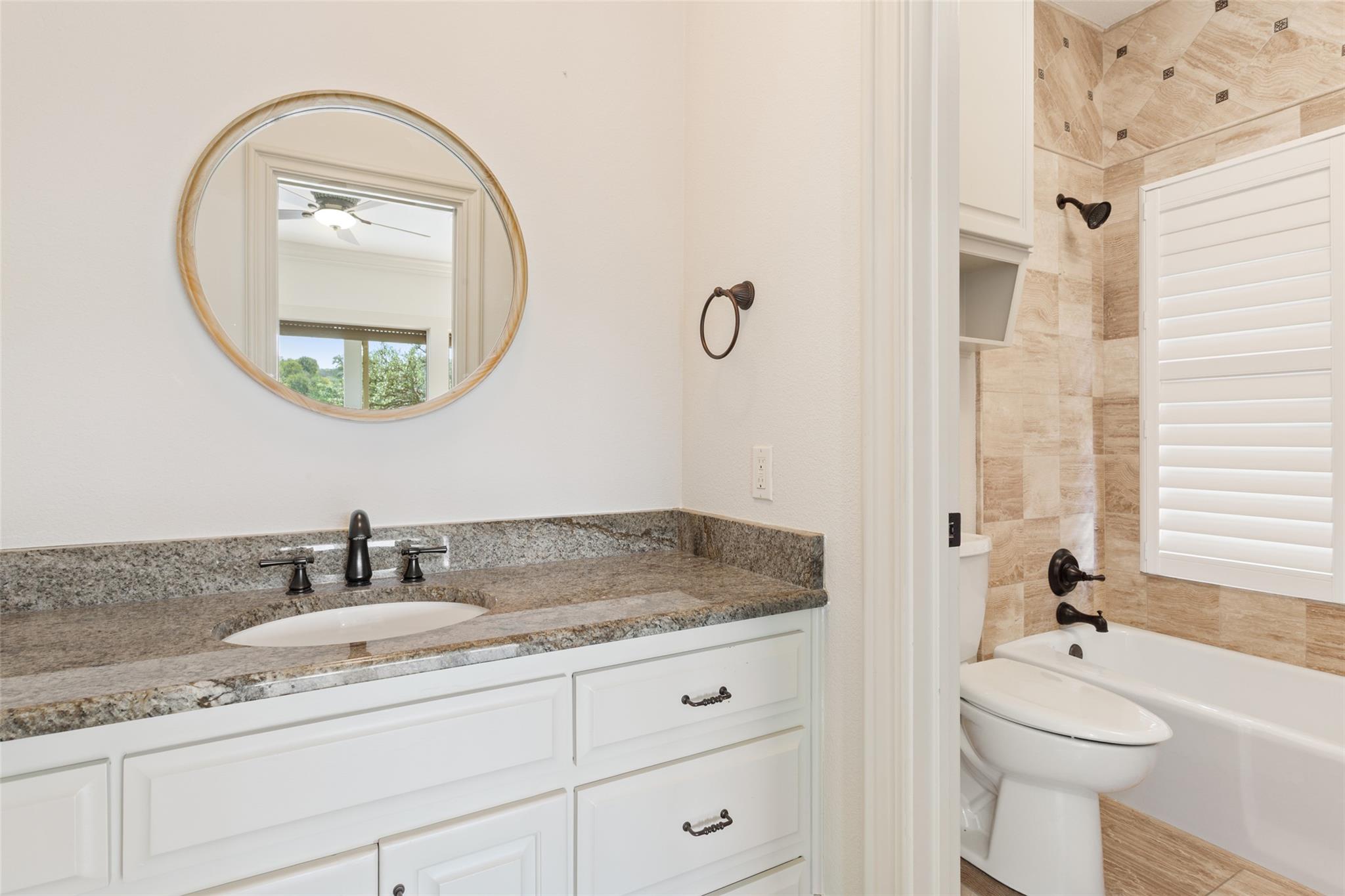 1111 Mill Creek Dr, Salado, TX 76571