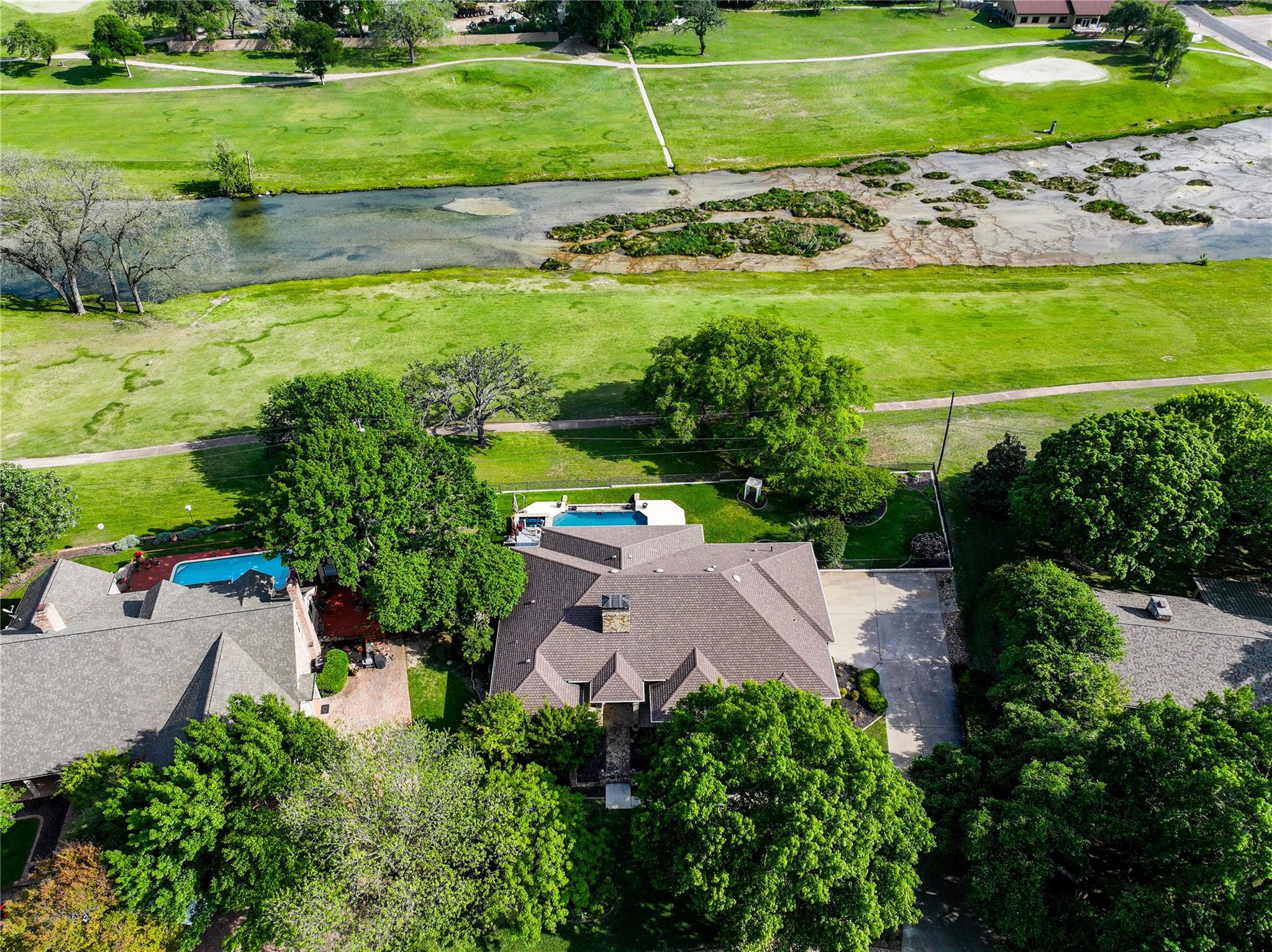 1111 Mill Creek Dr, Salado, TX 76571