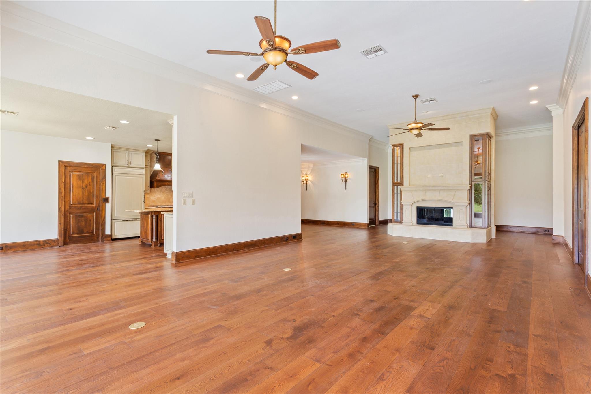 1111 Mill Creek Dr, Salado, TX 76571