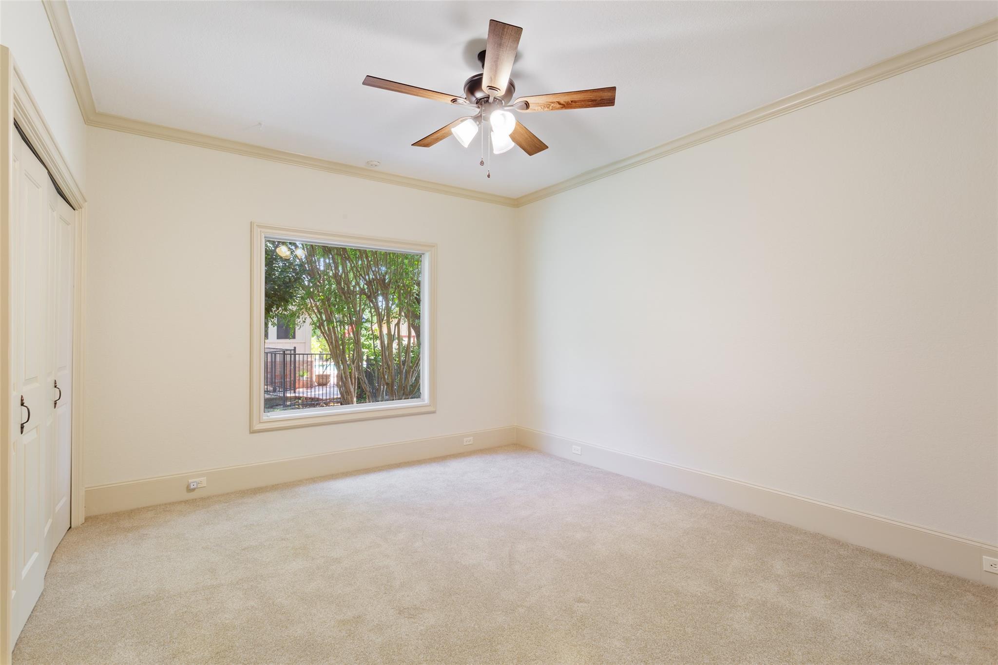 1111 Mill Creek Dr, Salado, TX 76571