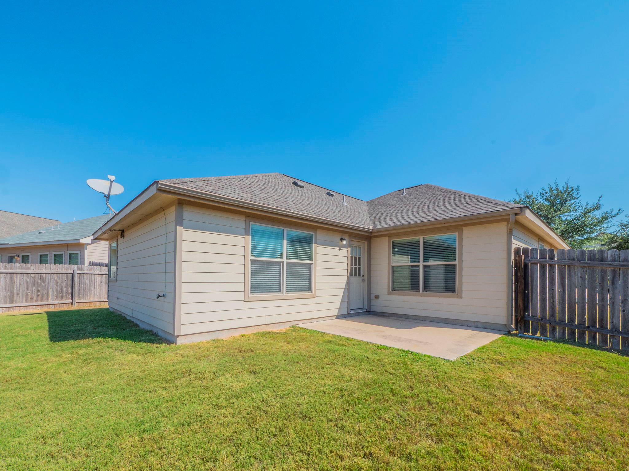 174 NE Barn Owl Loop, Leander, TX 78641