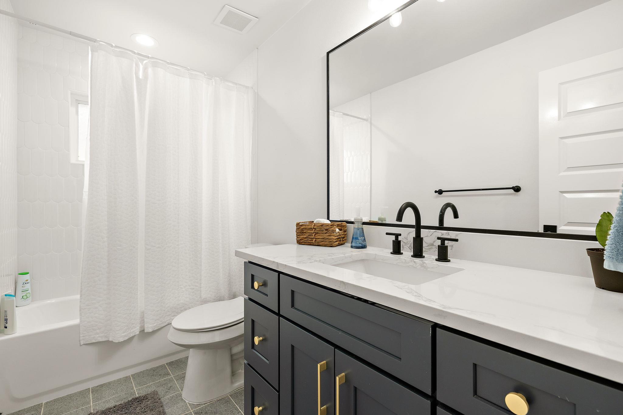 6110 Hylawn Dr # A, Austin, TX 78723