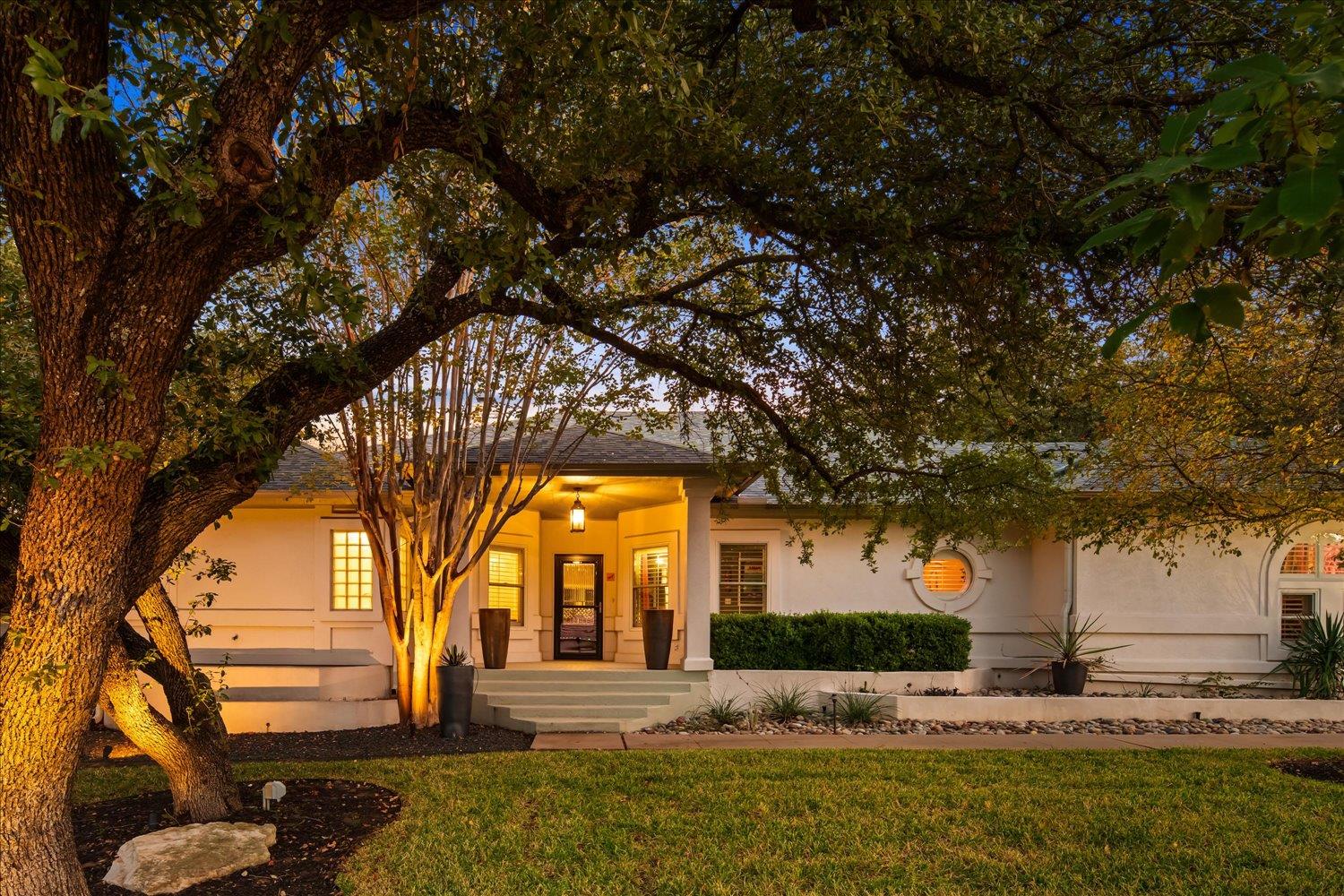 112 White Sands Dr, Lakeway, TX 78734