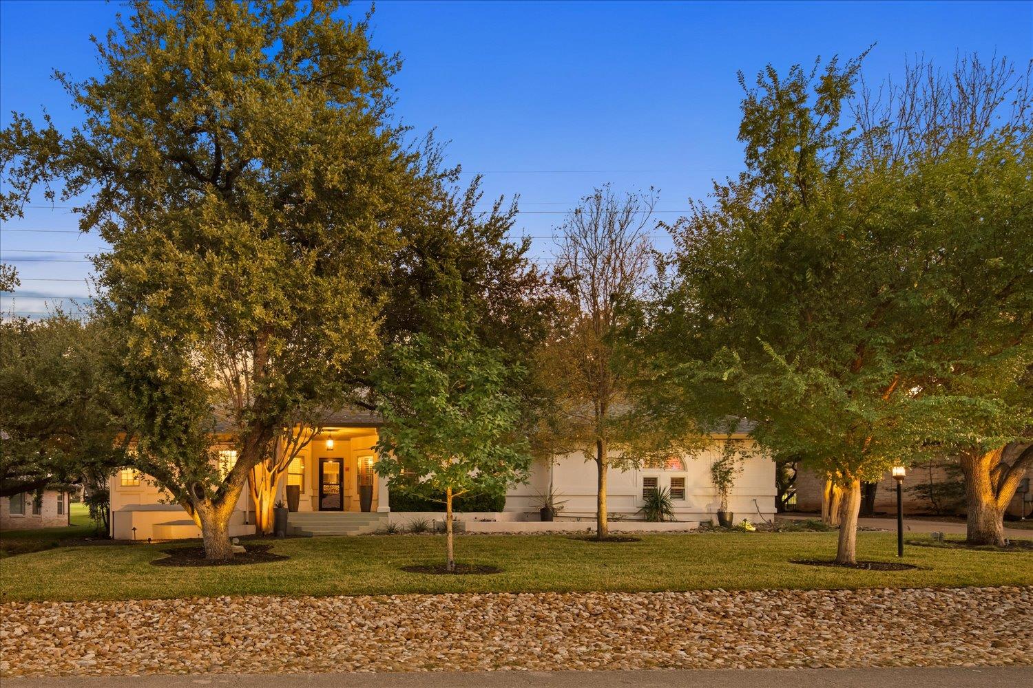 112 White Sands Dr, Lakeway, TX 78734