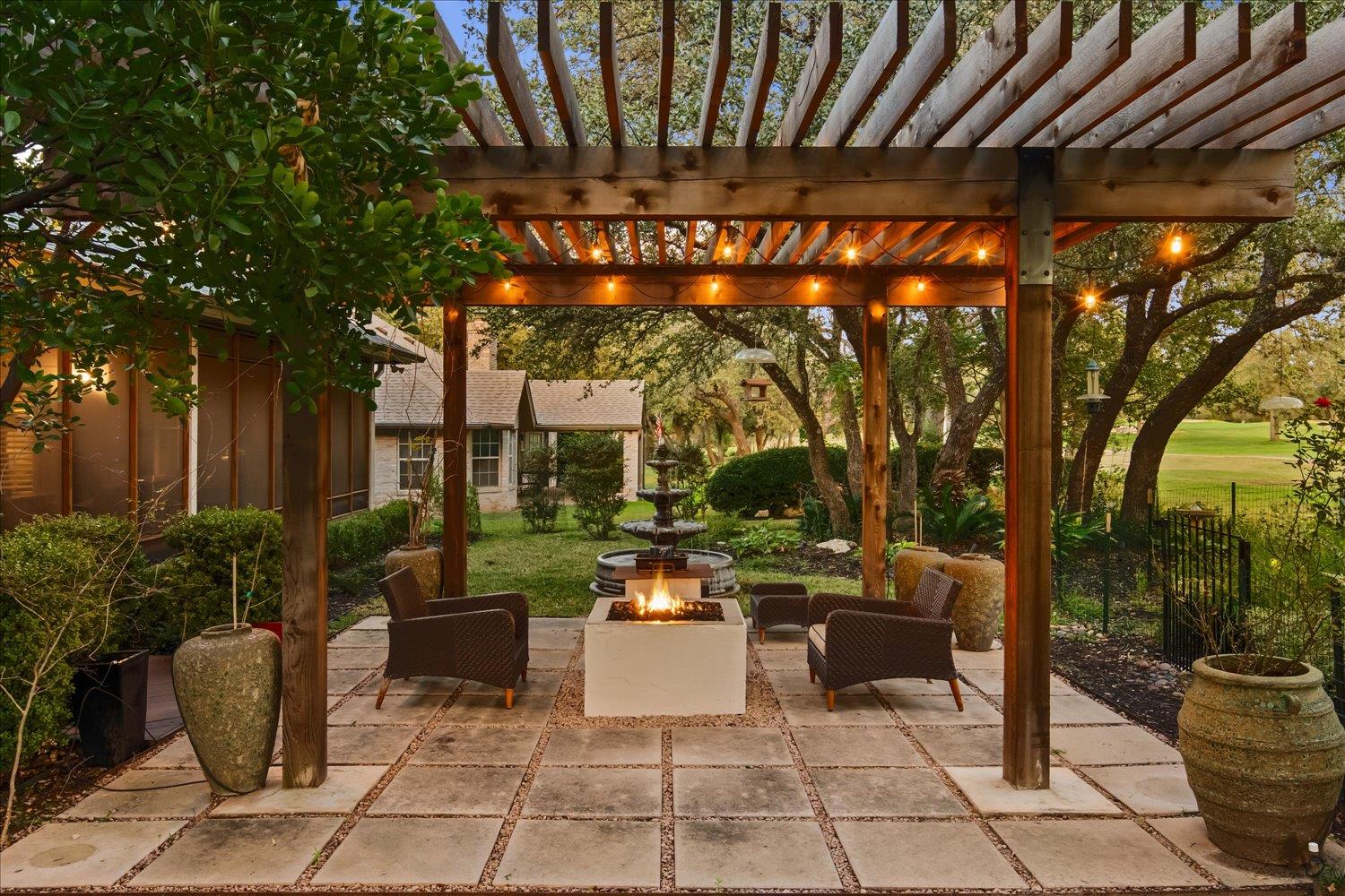 112 White Sands Dr, Lakeway, TX 78734