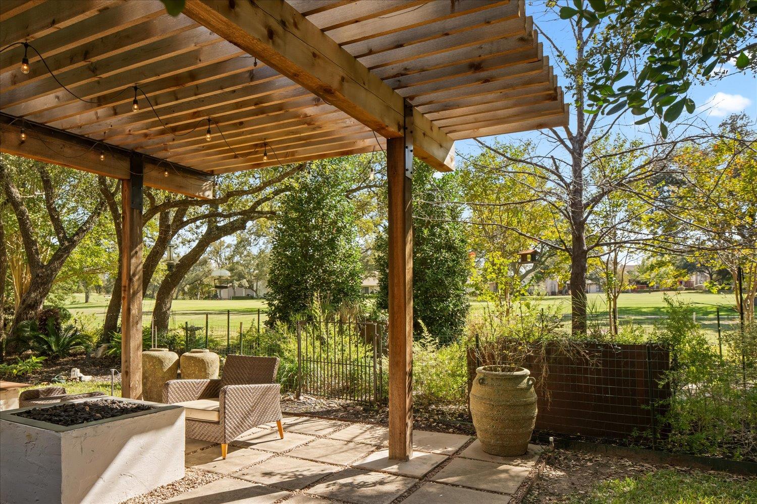 112 White Sands Dr, Lakeway, TX 78734