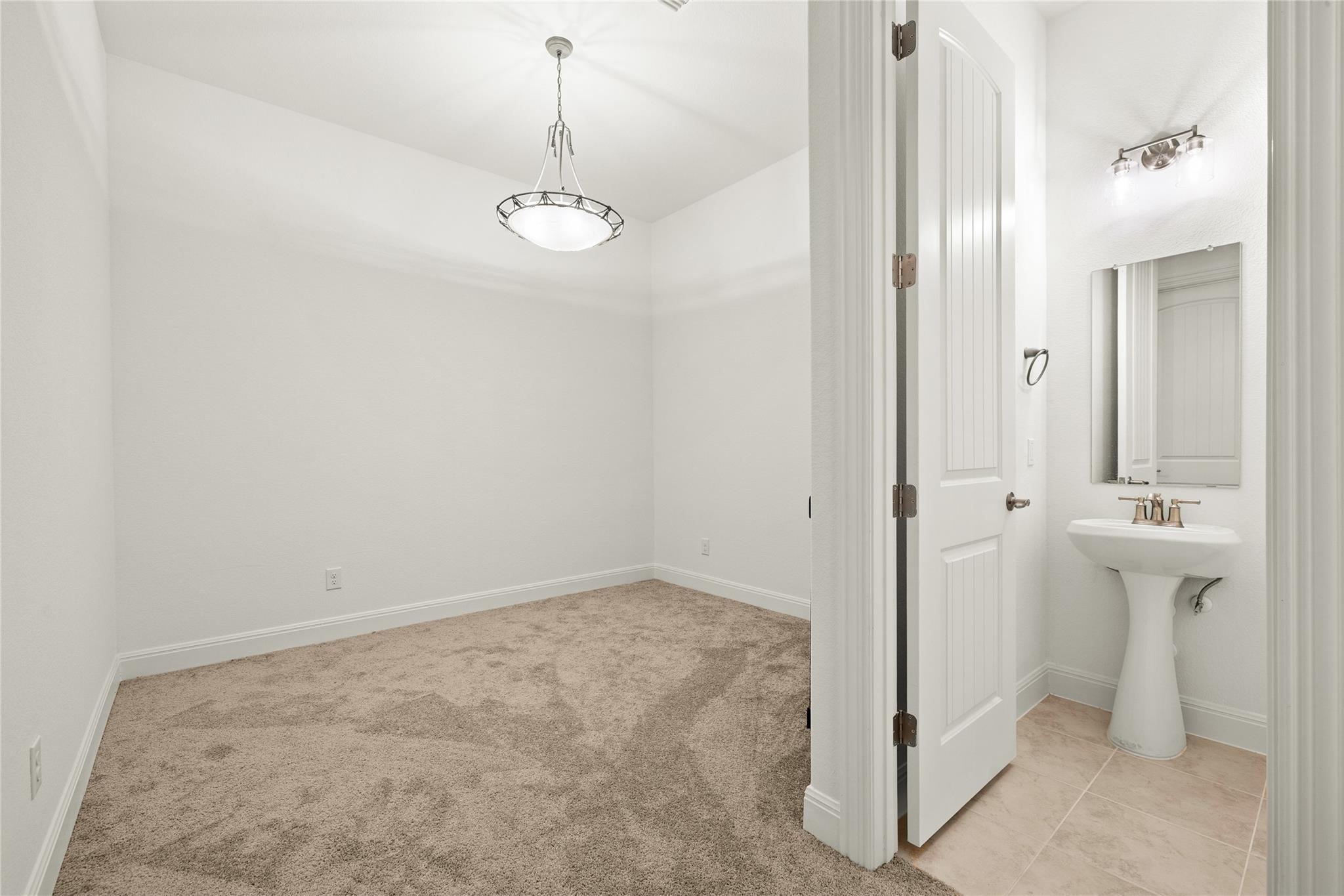 101 Bosco Rd, Hutto, TX 78634