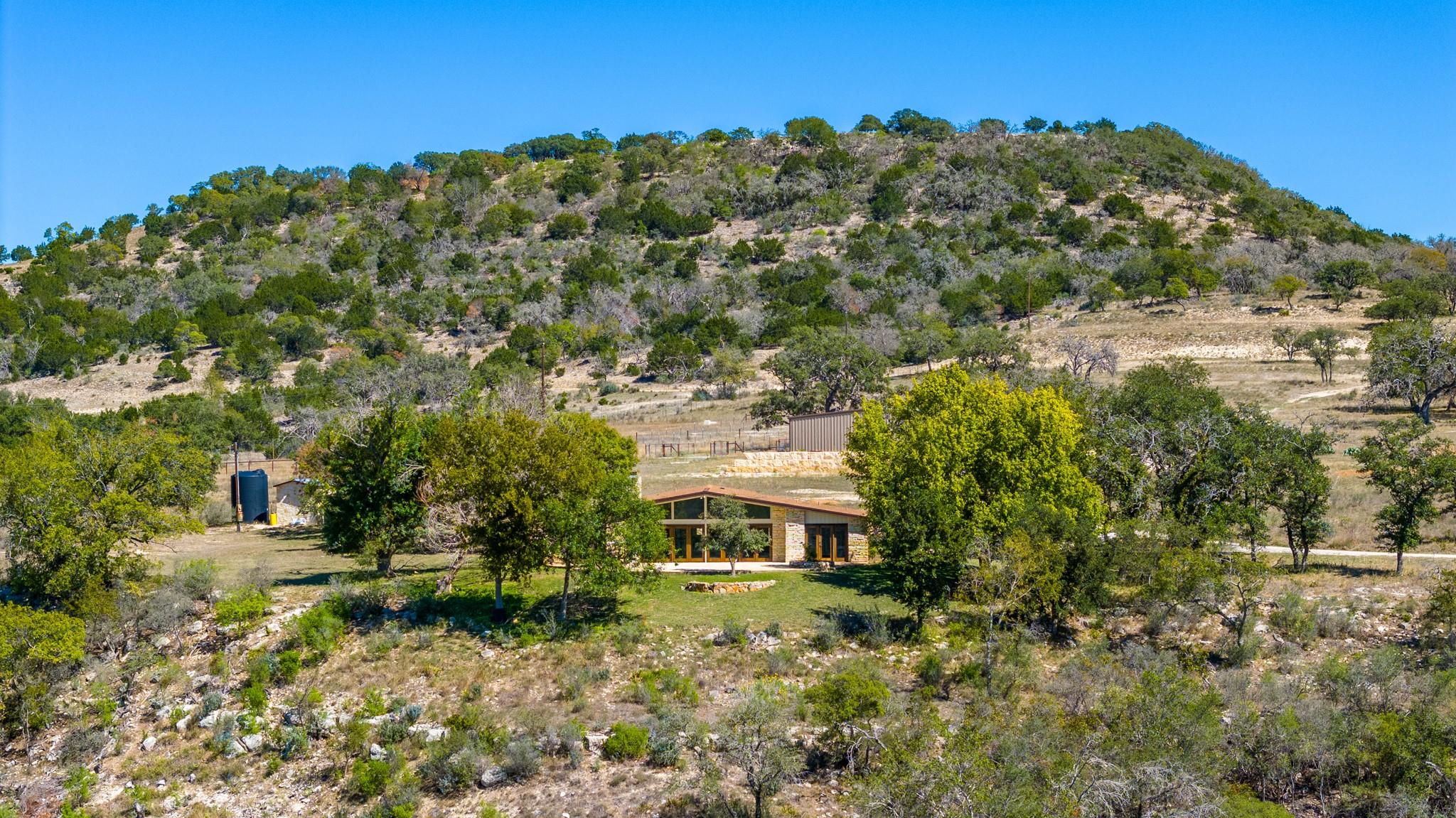 241 N US 87 Highway, Comfort, TX 78013