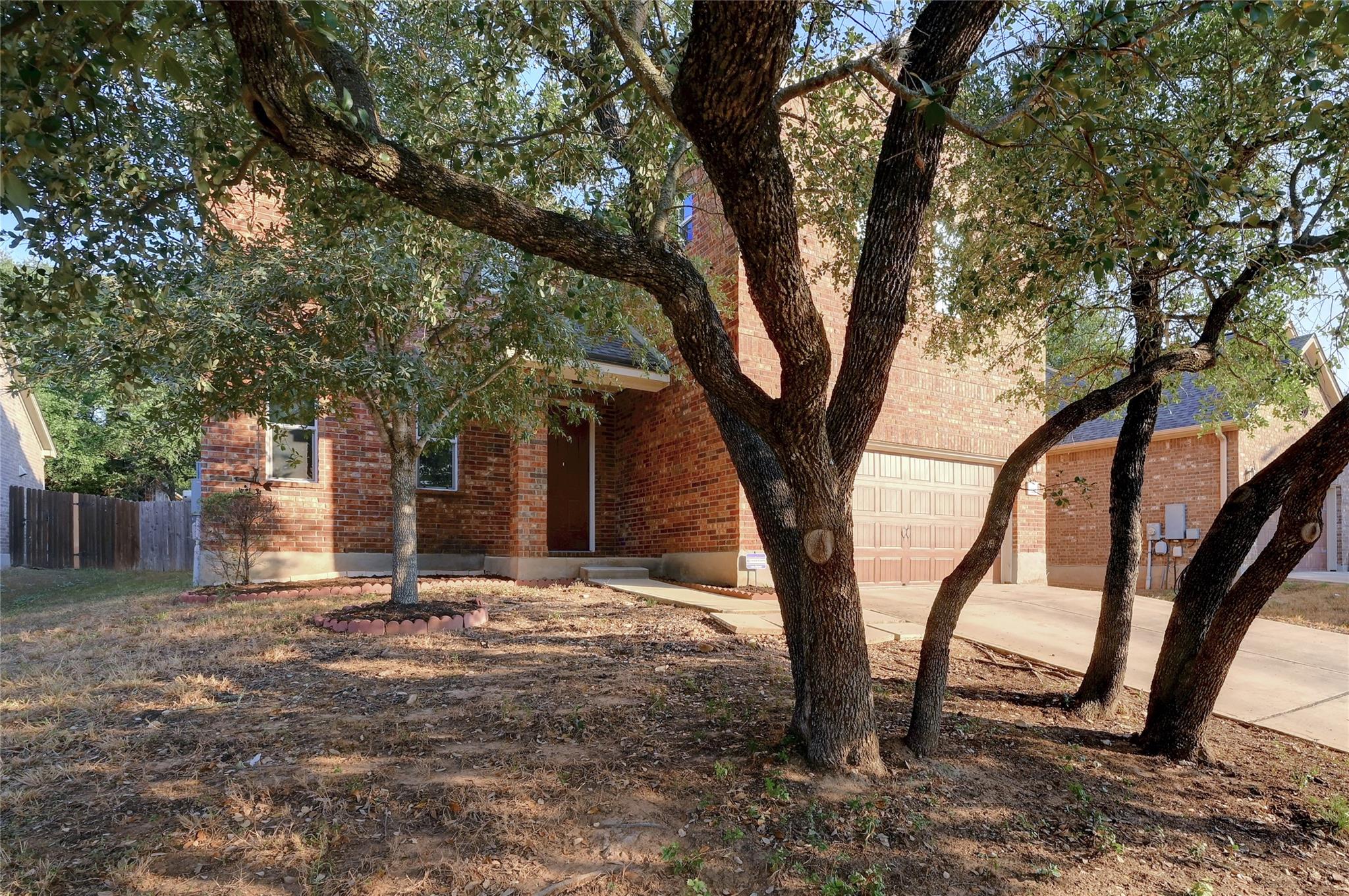 322 White Willow Dr, San Marcos, TX 78666