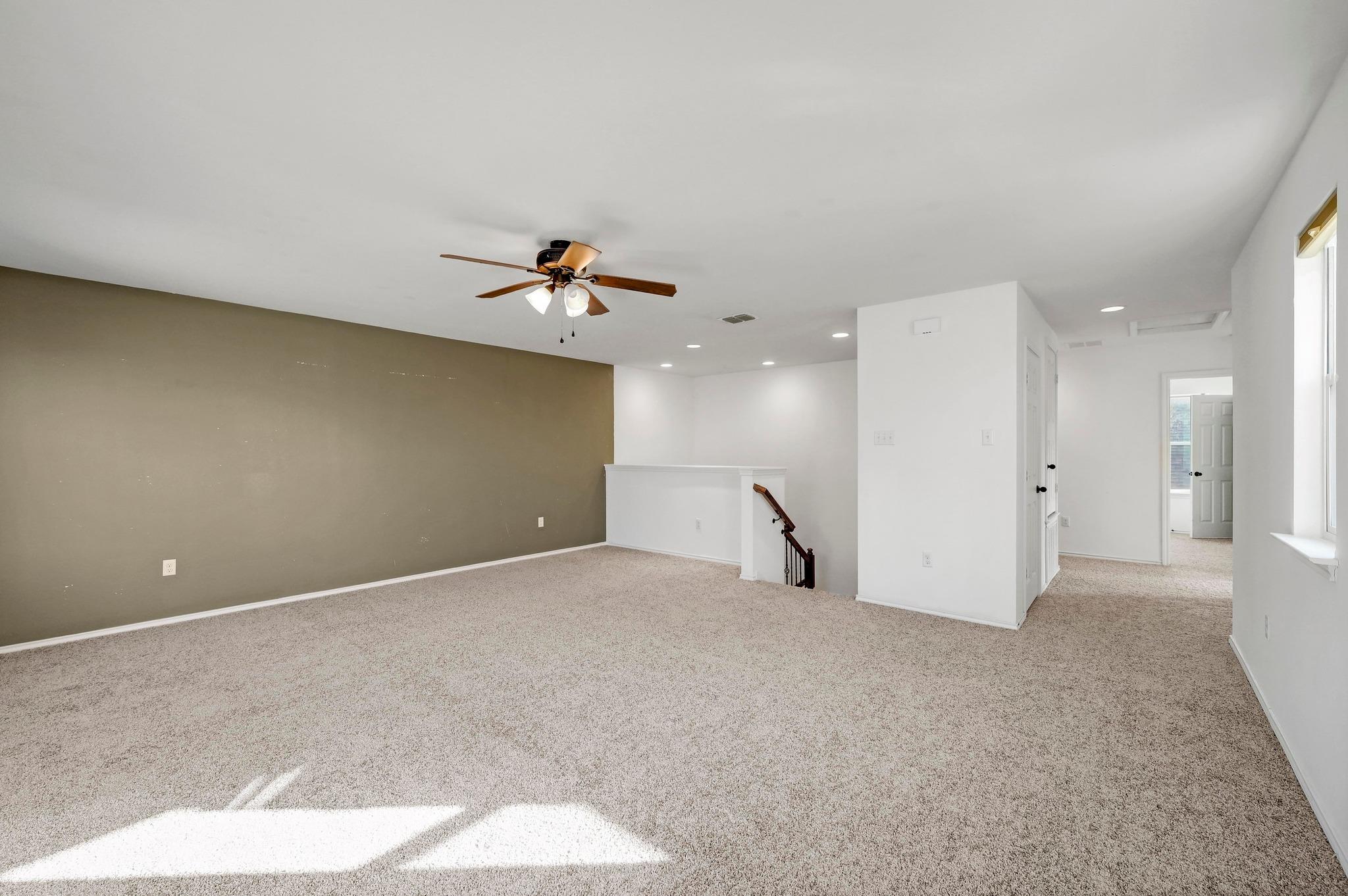 322 White Willow Dr, San Marcos, TX 78666