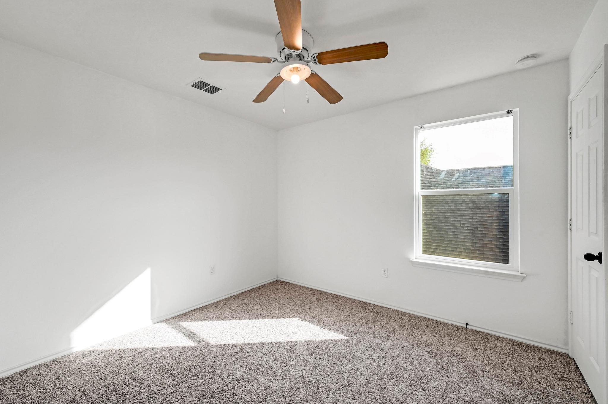 322 White Willow Dr, San Marcos, TX 78666