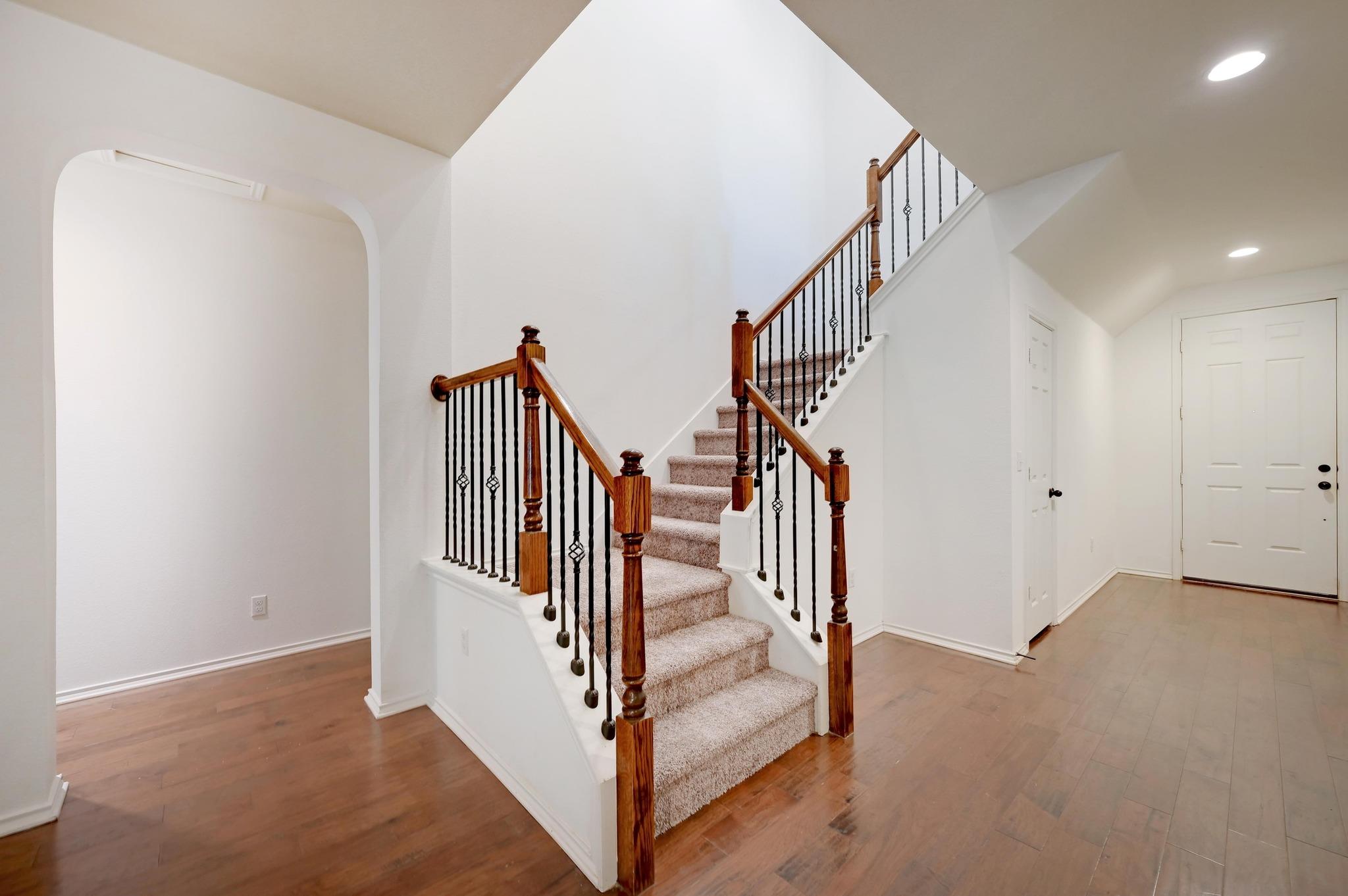 322 White Willow Dr, San Marcos, TX 78666