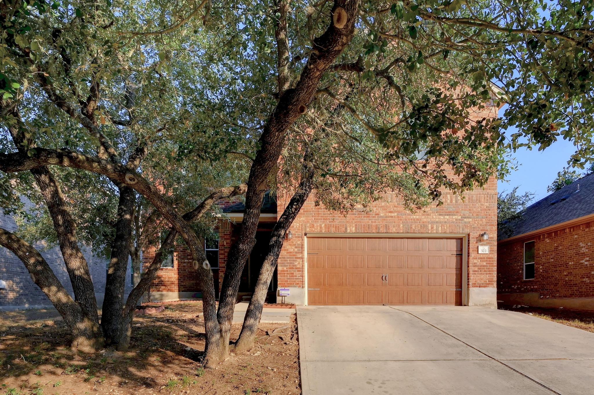 322 White Willow Dr, San Marcos, TX 78666