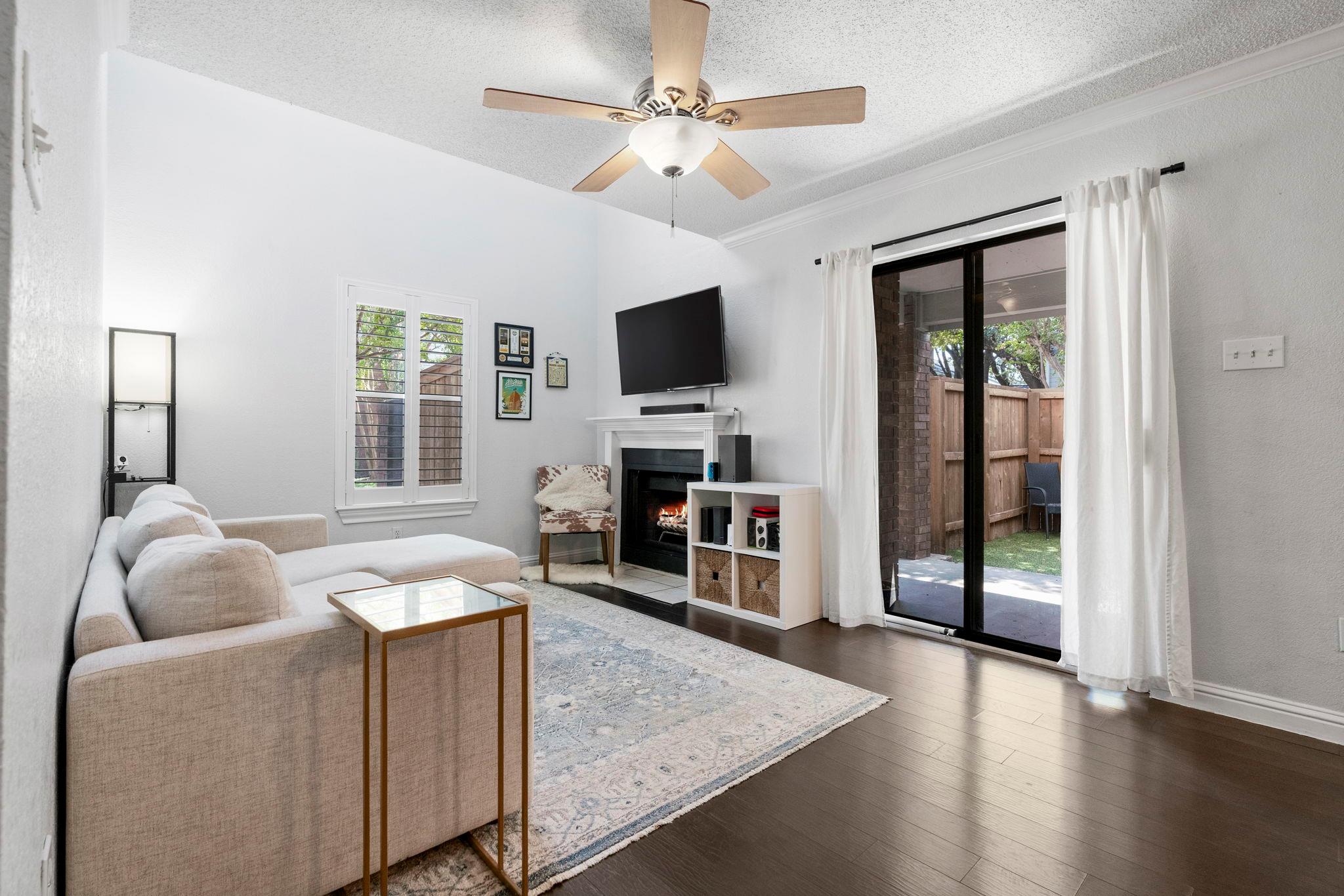 7635 Guadalupe St # 202, Austin, TX 78752