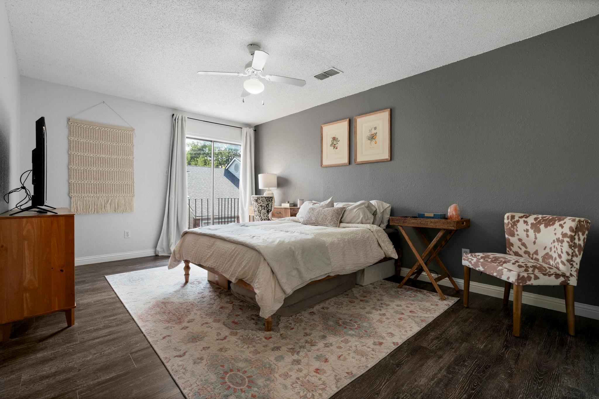 7635 Guadalupe St # 202, Austin, TX 78752