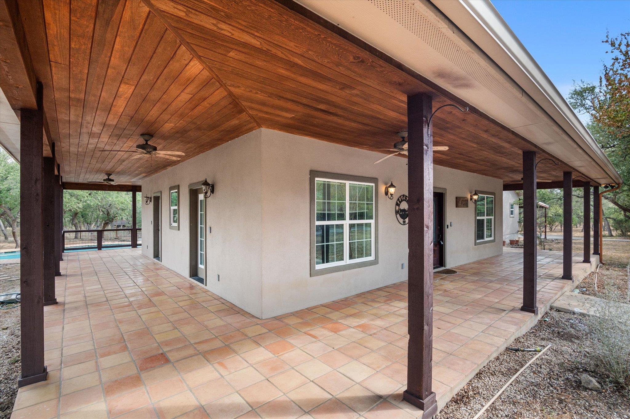 2471 Oak Run Dr, Wimberley, TX 78676