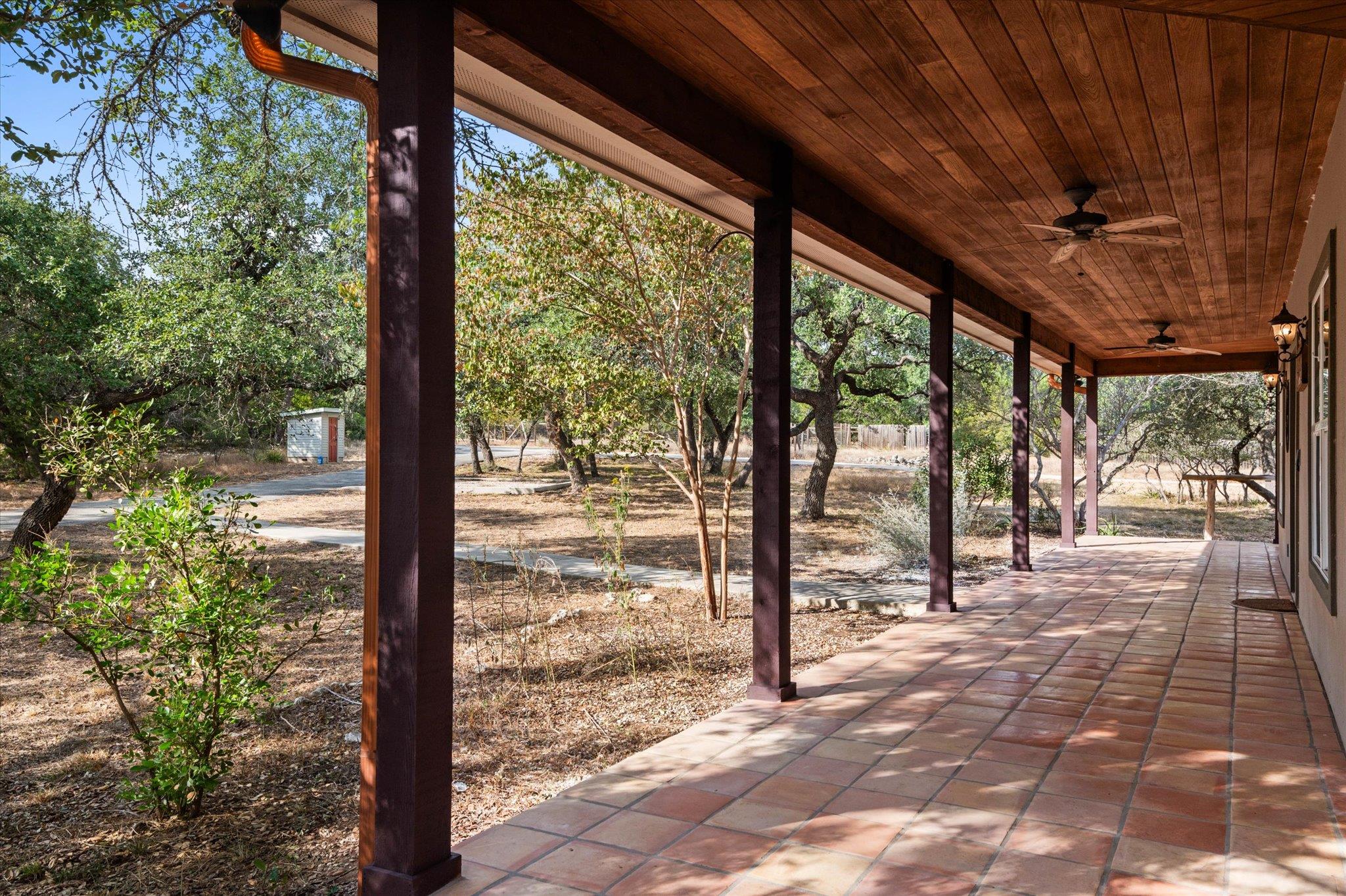 2471 Oak Run Dr, Wimberley, TX 78676