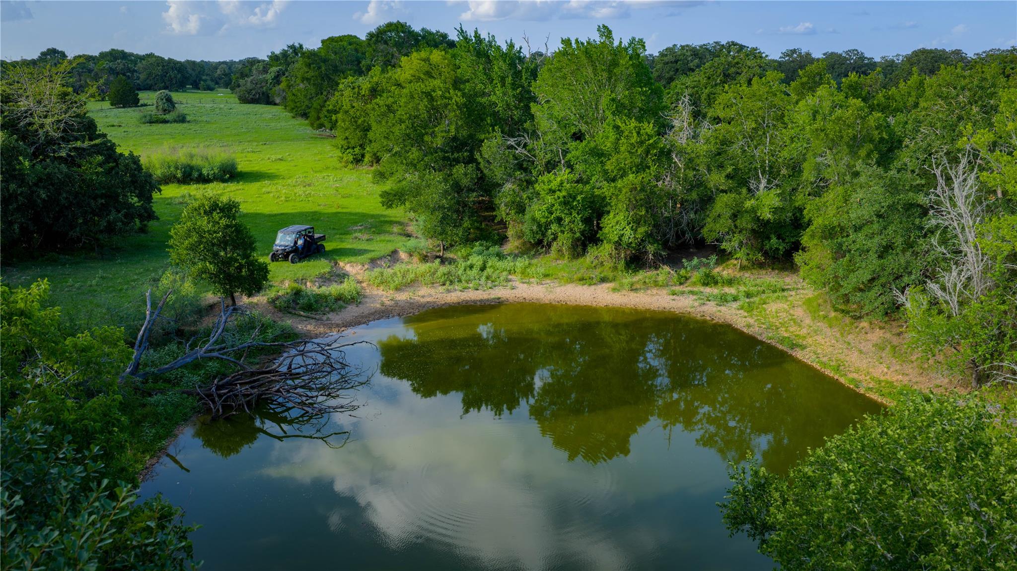 TBD FM 2104, Smithville, TX 78957